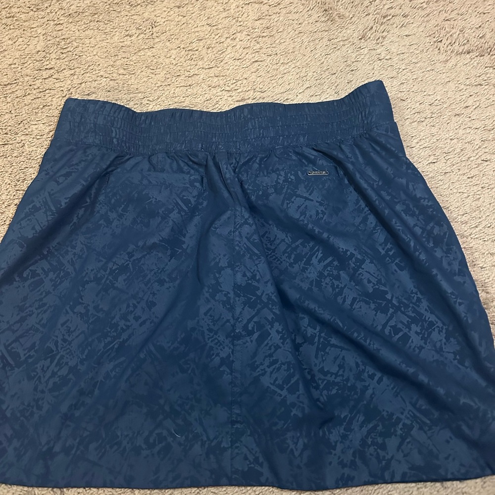 Orvis Women's Embossed Pull-On Travel Skort Navy Blue "Shattered Glass" Size Med - Picture 6 of 9